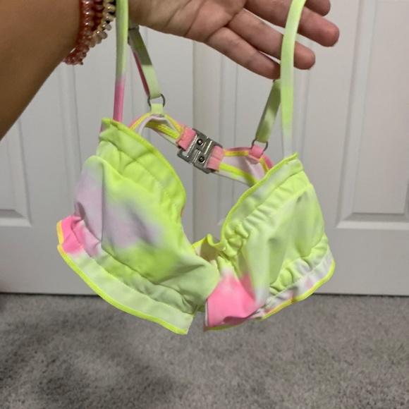 Shein . Bathing suit. - Picture 4 of 4